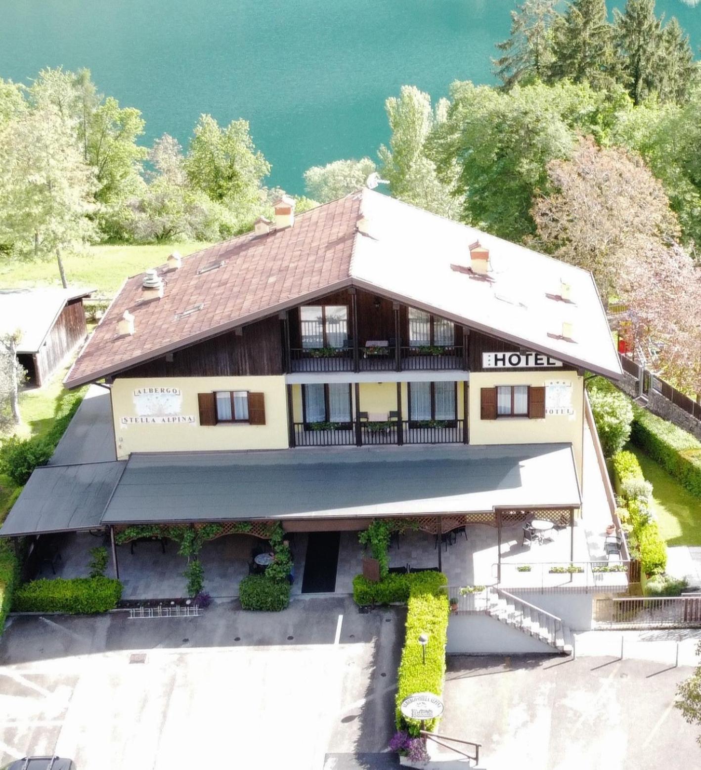 Albergo Stella Alpina Tenno Eksteriør billede