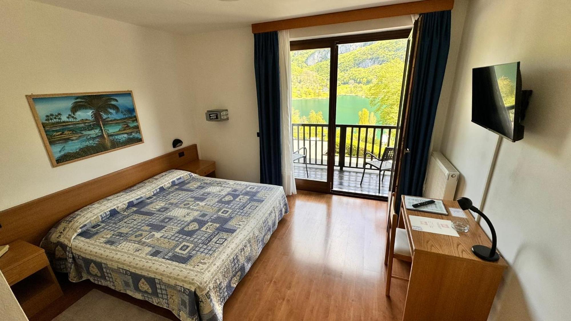 Albergo Stella Alpina Tenno Eksteriør billede