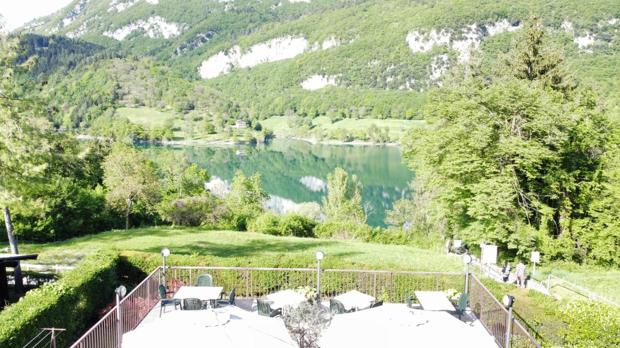 Albergo Stella Alpina Tenno Eksteriør billede