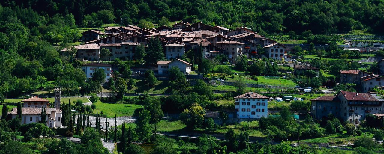 Albergo Stella Alpina Tenno Eksteriør billede