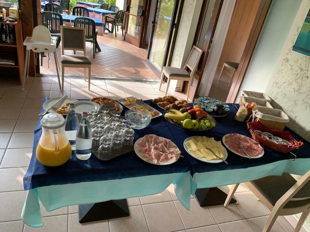 Albergo Stella Alpina Tenno Eksteriør billede